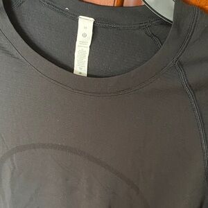 Lululemon Black Athletic Top size 10